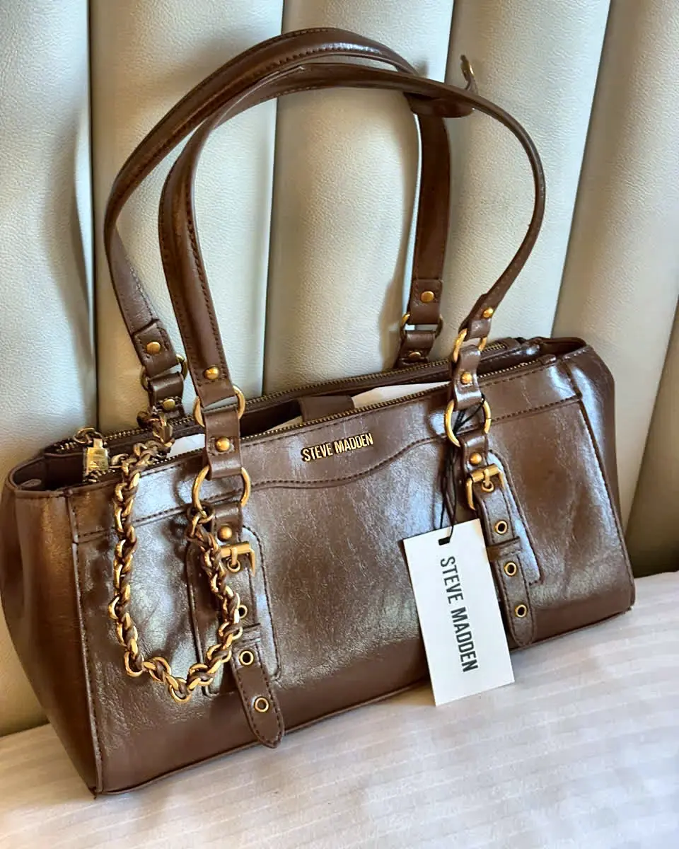 Steve Madden Buckle Shoulder Bag – Brown